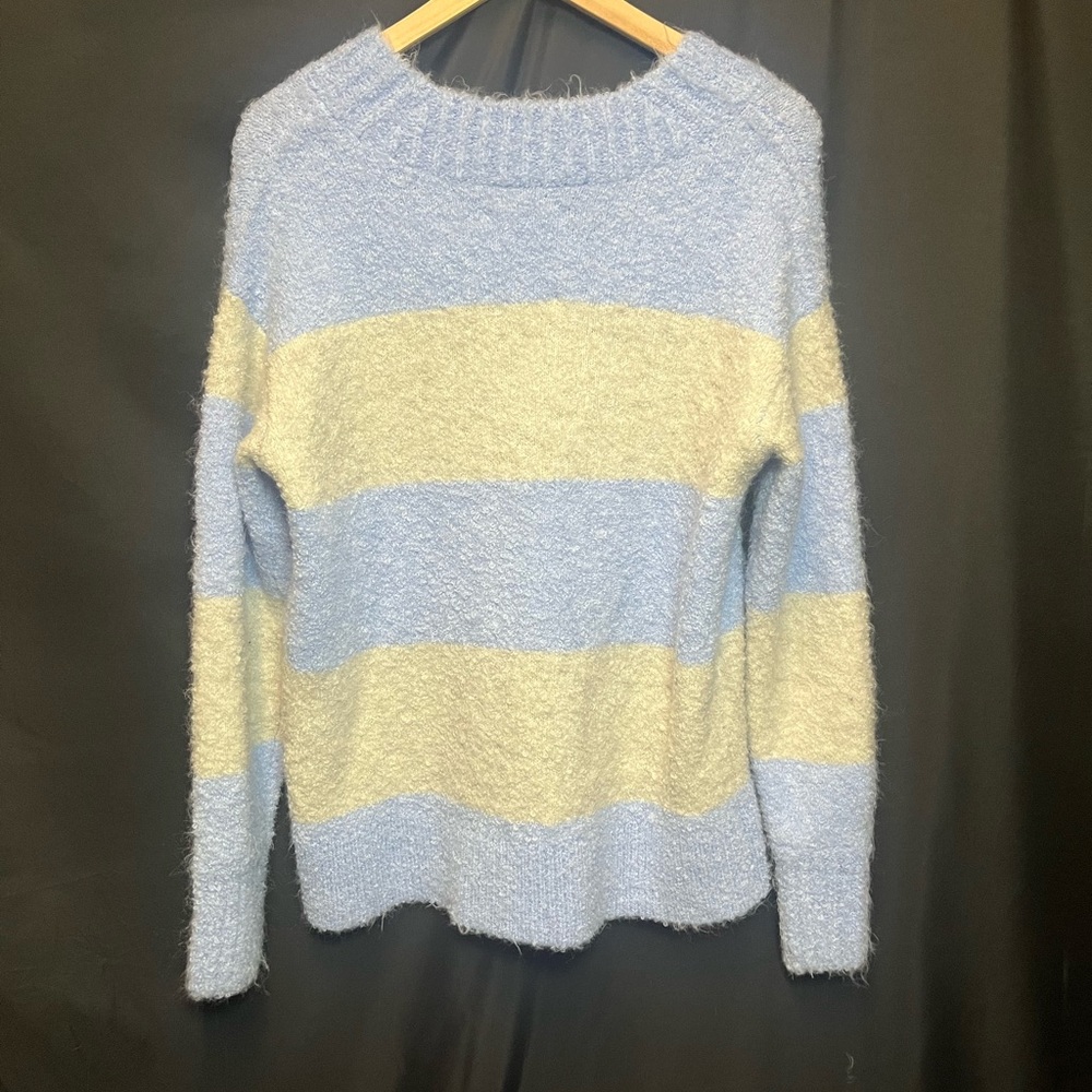 Aerie Oversized Teddy Boucle Blue and Gray Fuzzy V-Neck Sweater - Picture 5 of 6